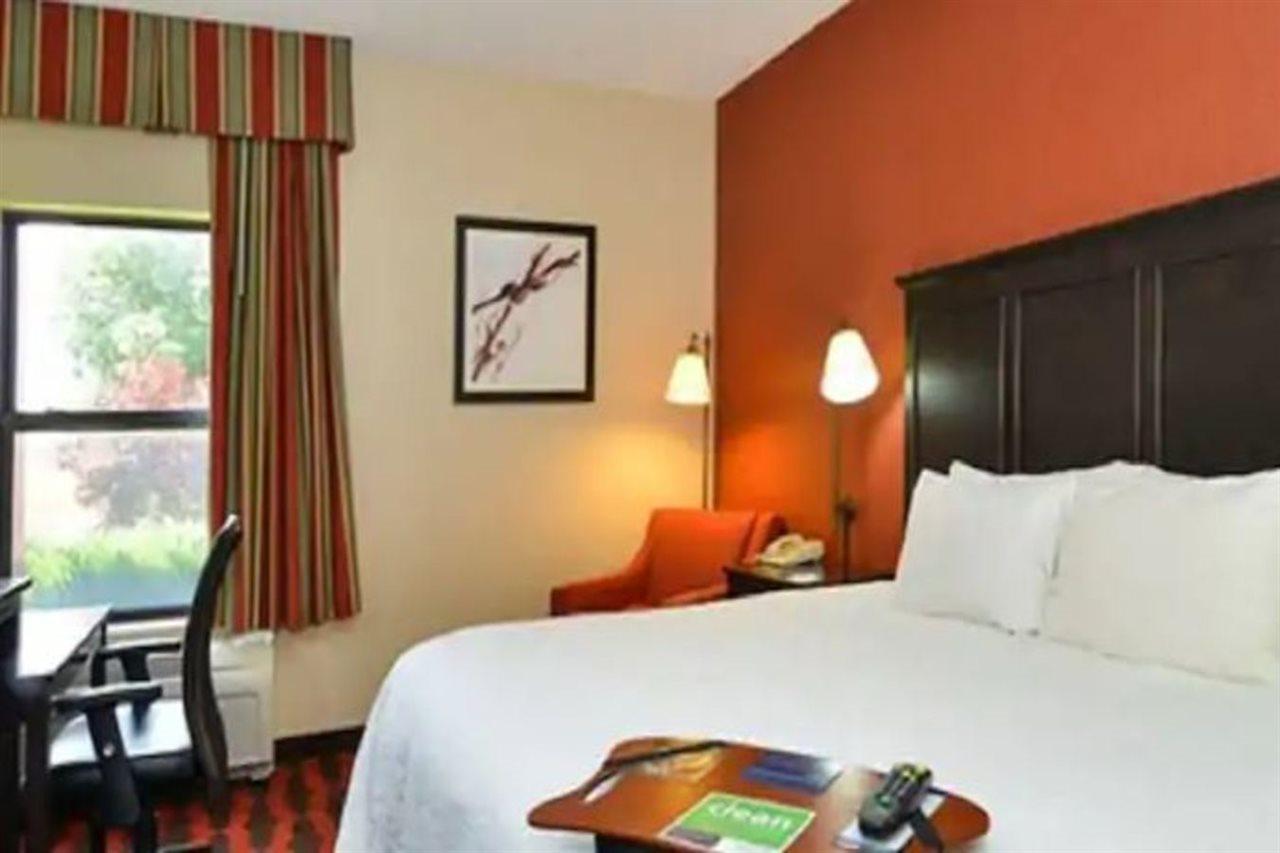 Hampton Inn Sturgis Екстериор снимка