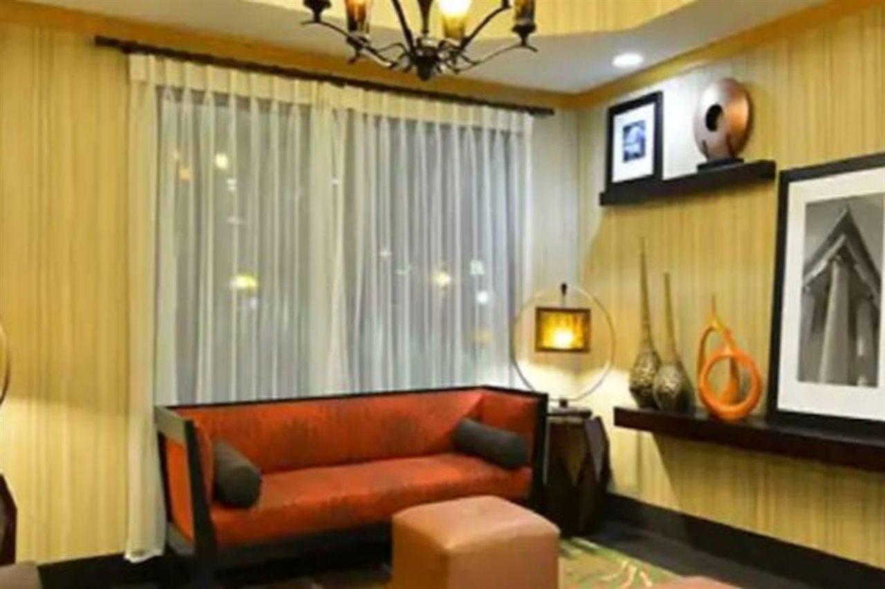 Hampton Inn Sturgis Екстериор снимка