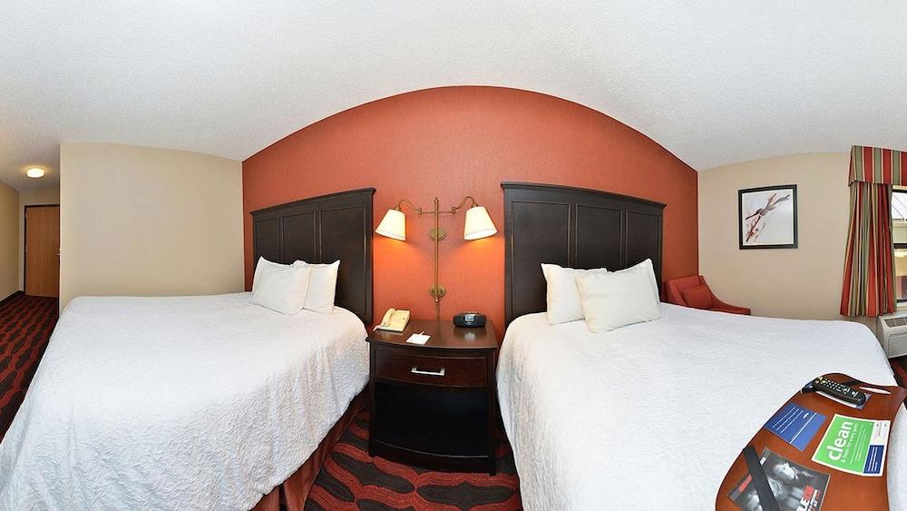 Hampton Inn Sturgis Екстериор снимка
