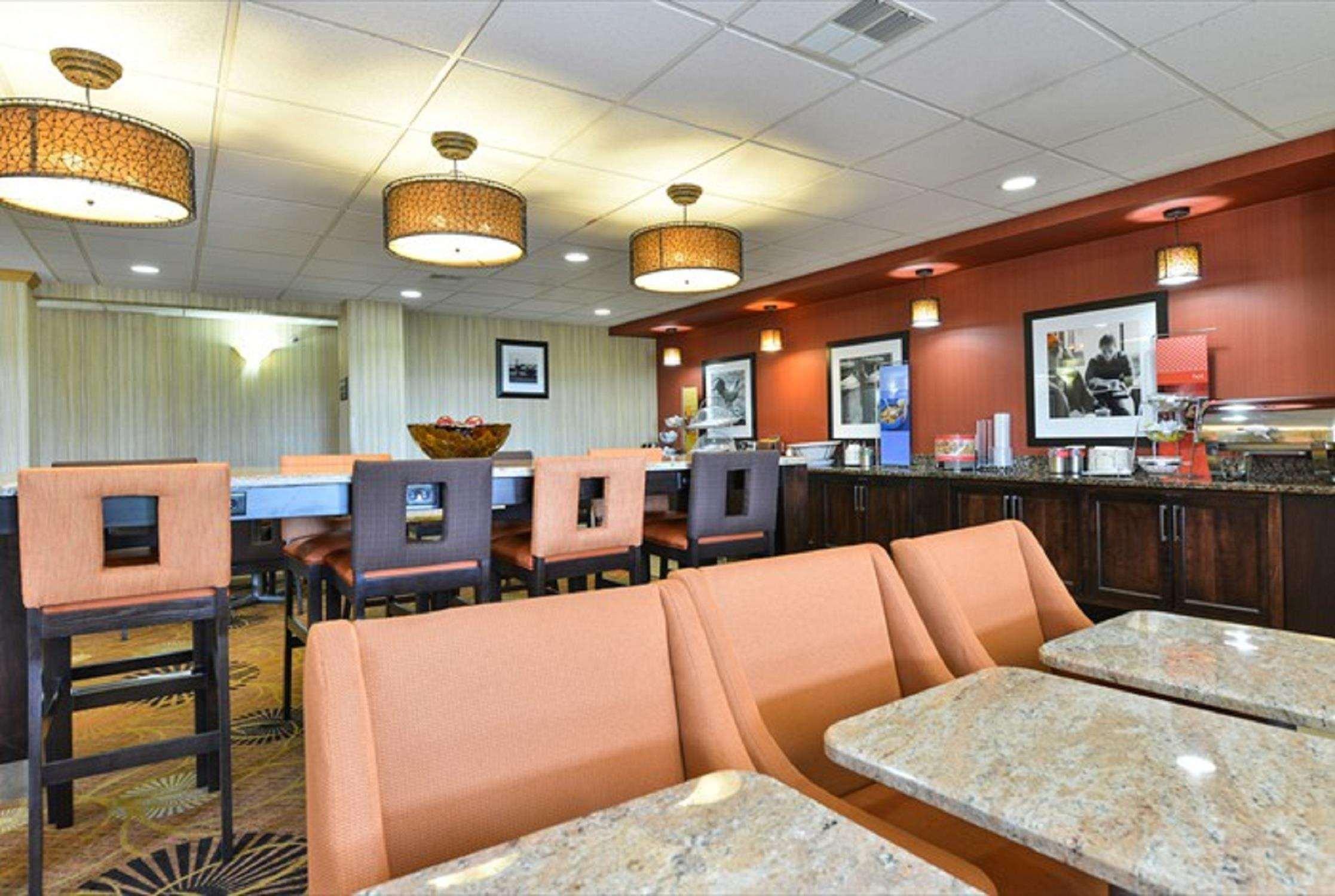Hampton Inn Sturgis Екстериор снимка