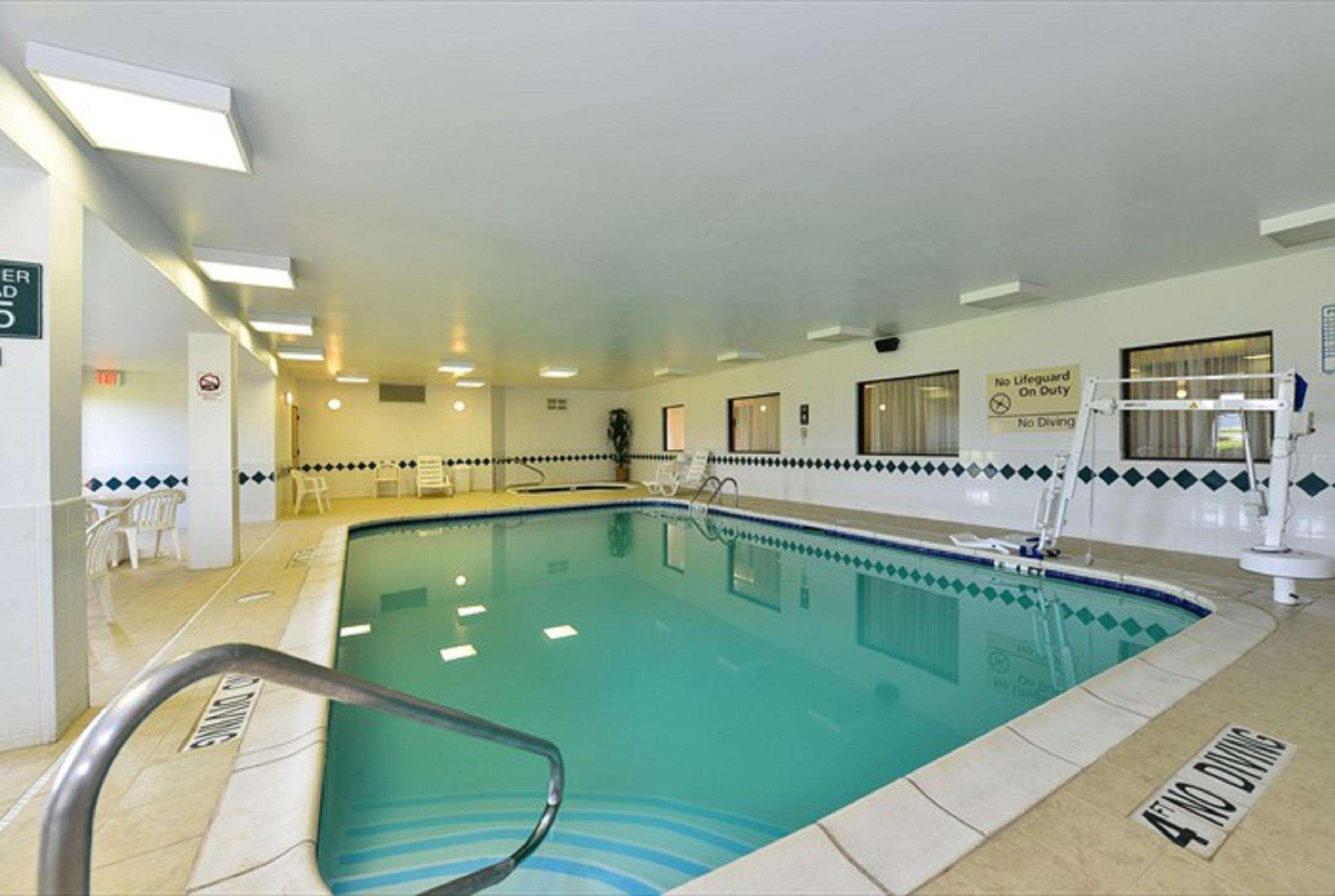 Hampton Inn Sturgis Екстериор снимка