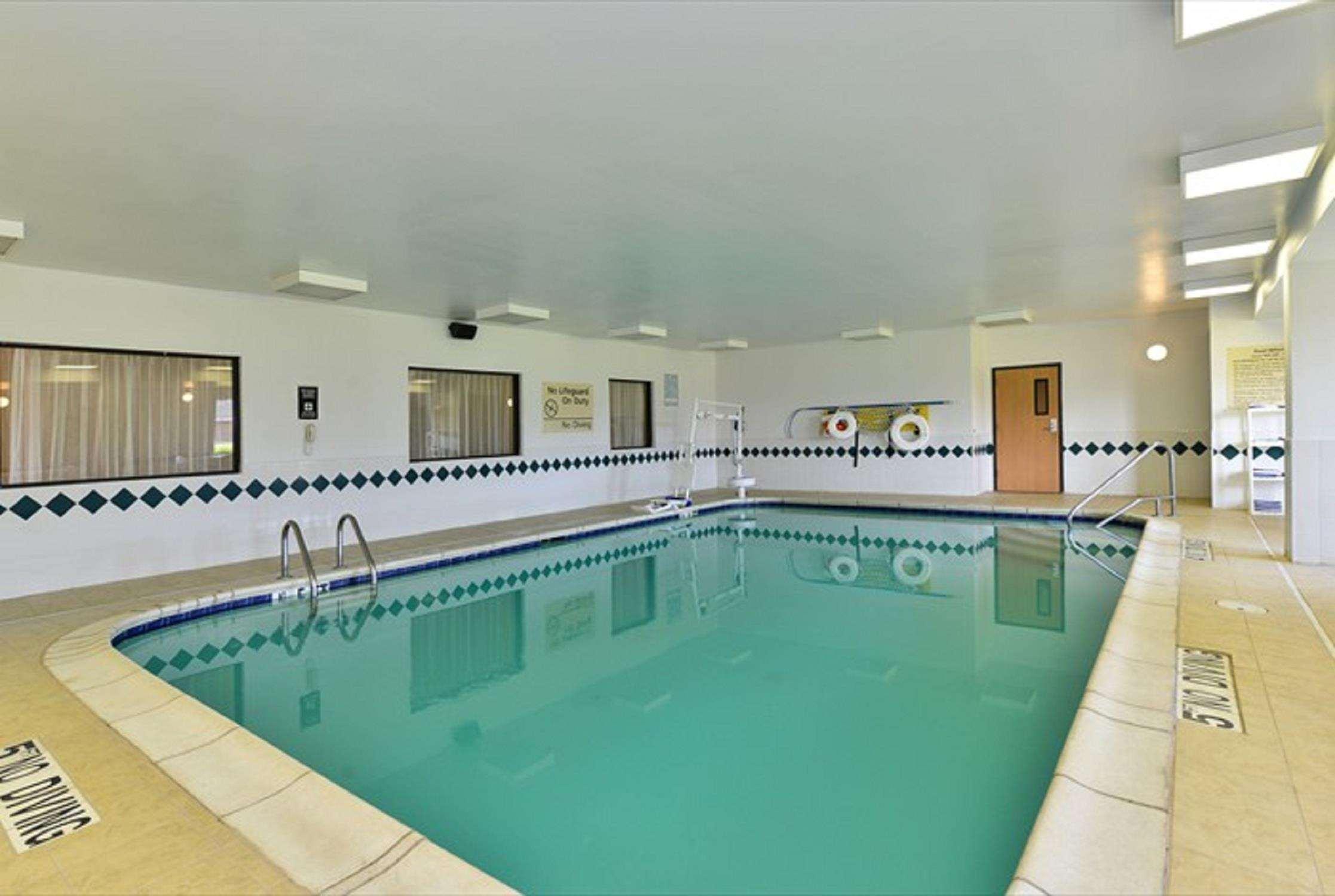 Hampton Inn Sturgis Екстериор снимка